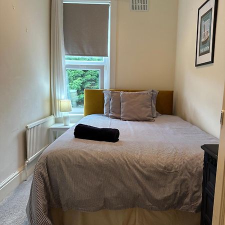 Tithebarn Townhouse Villa Poulton-le-Fylde ภายนอก รูปภาพ