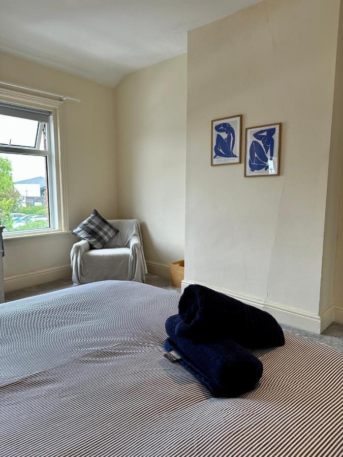 Tithebarn Townhouse Villa Poulton-le-Fylde ภายนอก รูปภาพ