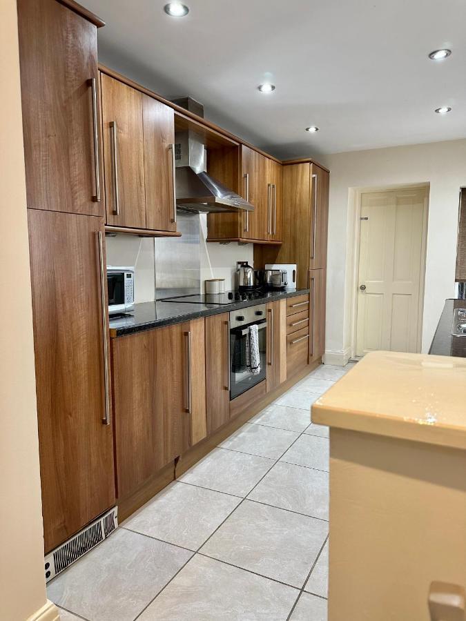 Tithebarn Townhouse Villa Poulton-le-Fylde ภายนอก รูปภาพ